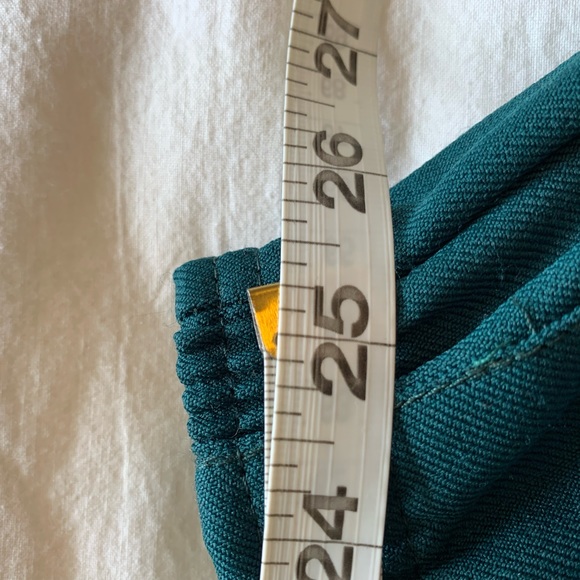 Dark green pants suit - Picture 8 of 9